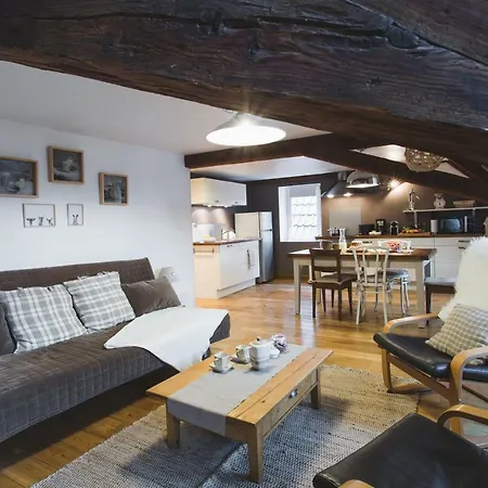 Hissla Apartment *